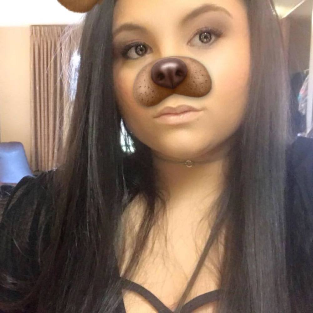 Meet your Posher, Angie